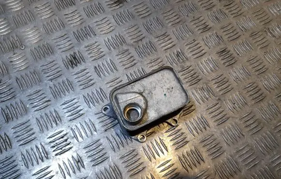 Audi A3 S3 8V Engine oil radiator 06K117021E