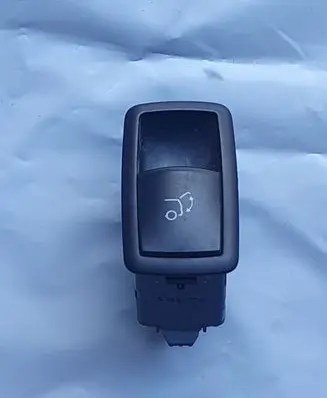 Tailgate opening switch