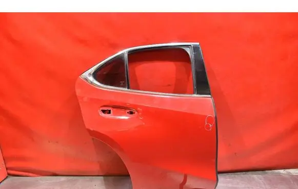 Lexus UX Rear door 