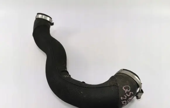 Audi Q5 SQ5 Intercooler hose/pipe 8R0145738R