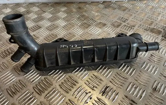 Opel Astra H Engine oil radiator 90448821
