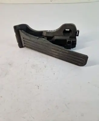 Volkswagen Golf V Accelerator throttle pedal 1K1721503L