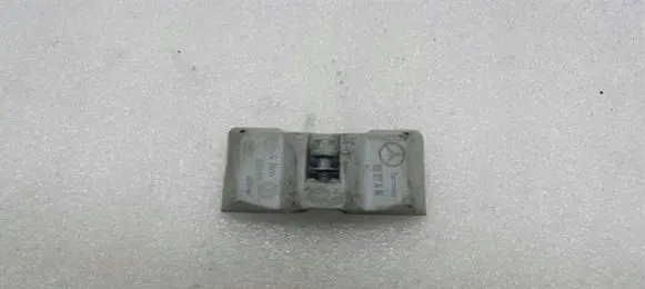 Mercedes-Benz CL C215 Tire pressure sensor A0008223406