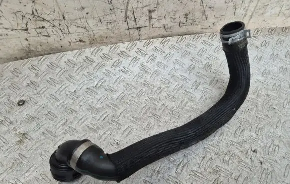 Volvo V60 Engine coolant pipe/hose 31474863 207536