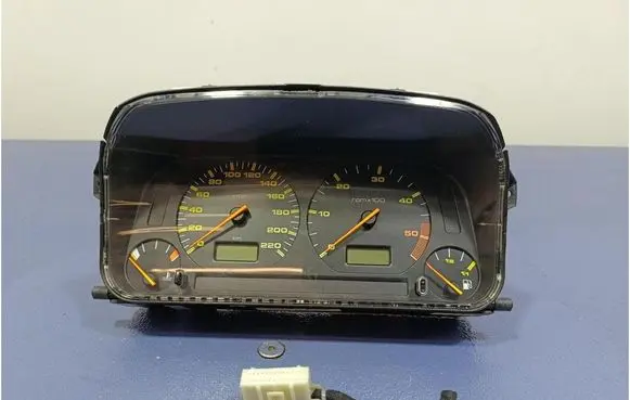 Seat Ibiza II (6k) Speedometer (instrument cluster) 6K0919033JR