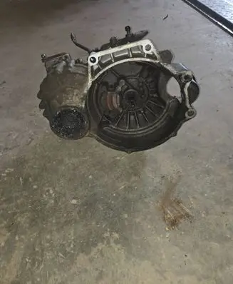 Volkswagen Golf III Manual 5 speed gearbox CHD