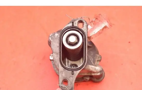 Vacuum pump