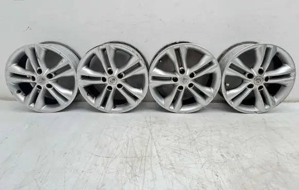Nissan Qashqai R18 alloy rim 