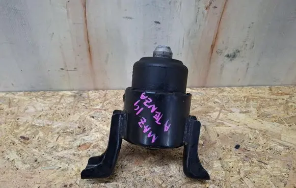 Mazda 6 Engine mount bracket 