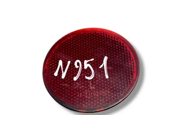 Nissan Qashqai Rear tail light reflector 26561EB300