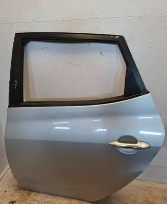 Hyundai ix20 Rear door