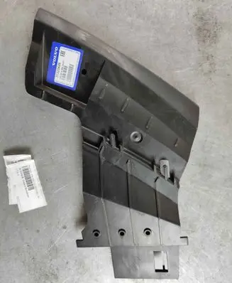 Volvo S60 Front bumper mounting bracket 31323428