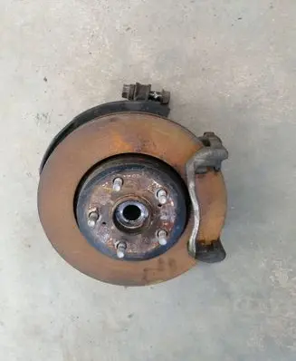 Toyota C-HR I Front wheel hub spindle knuckle