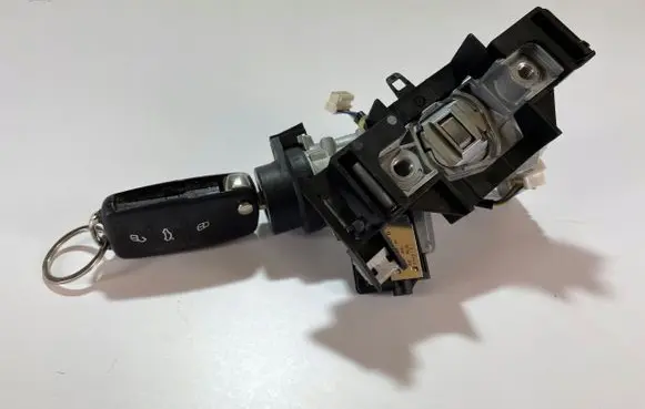 Skoda Superb B6 (3T) Ignition lock XXX