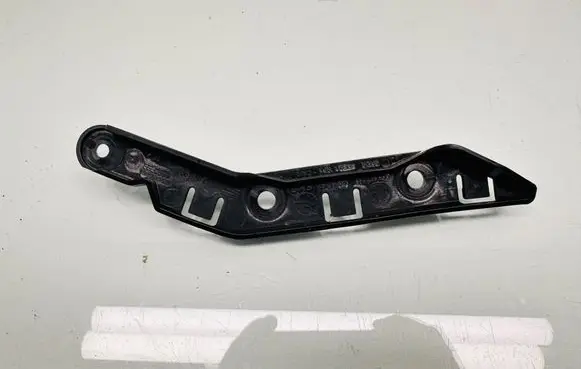 Cupra Formentor Front bumper mounting bracket 5fF807183