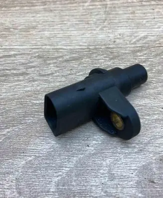 BMW X3 E83 Camshaft position sensor 1438082 602137