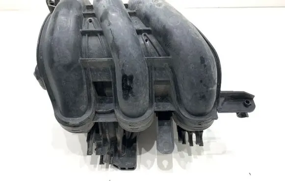 Toyota Yaris Intake manifold 171200Q040