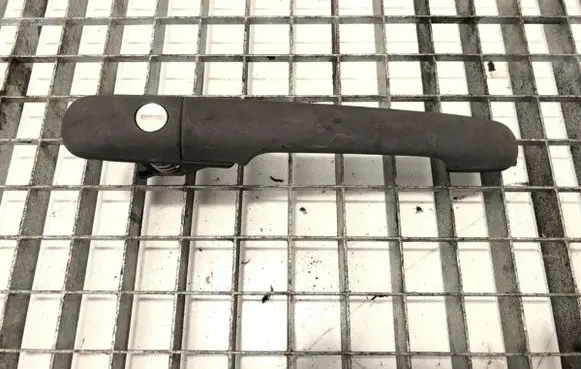 Mercedes-Benz Vito Viano W638 Front door exterior handle
