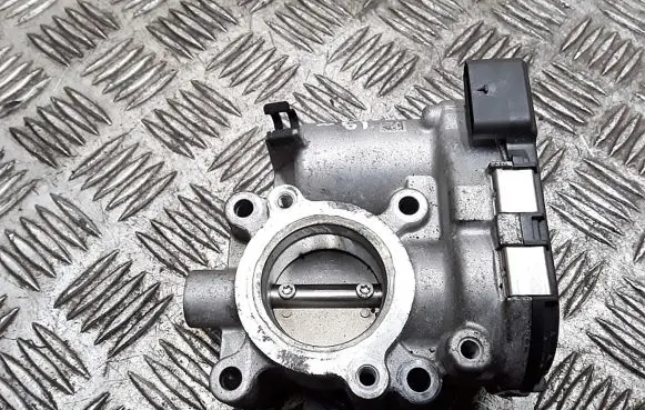 Nissan Qashqai Throttle valve