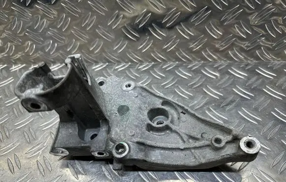 Citroen C3 A/C compressor mount bracket 9808696880