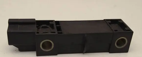 Audi A8 S8 D2 4D Airbag deployment crash/impact sensor 4D0959643D