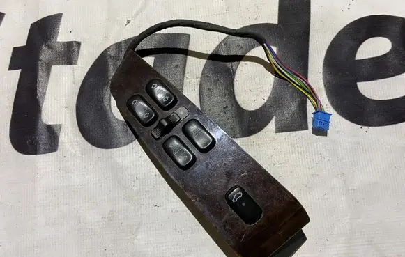 Mercedes-Benz ML W163 Wing mirror switch 5259194