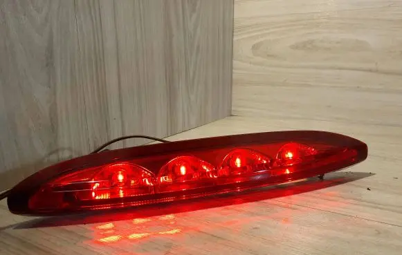 Peugeot 208 Third/center stoplight 9674309080