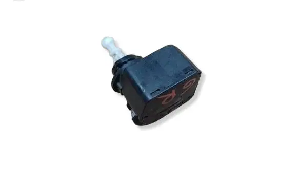 Volkswagen Polo V 6R Headlight level adjustment motor 