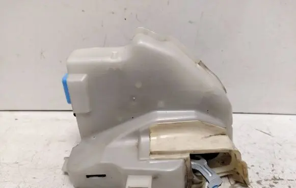 Volkswagen Golf VI Front door lock 3D1837015AB