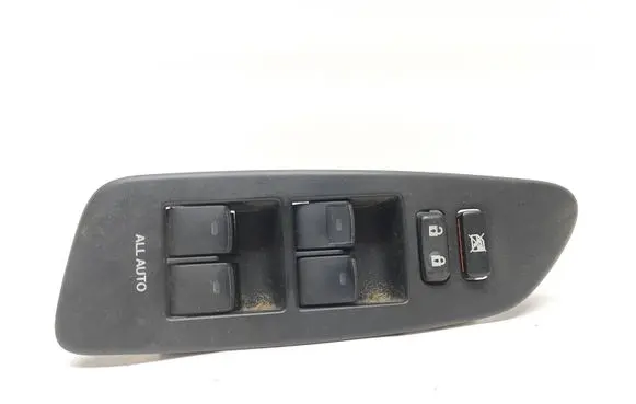 Toyota Auris 150 Electric window control switch 8404002080 TM0208 5661019