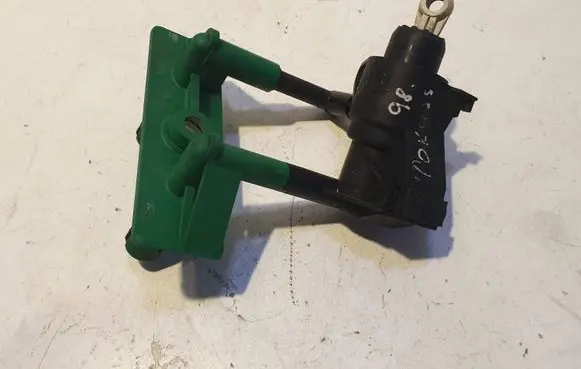 Ford Focus Clutch master cylinder 98AB7A543AF 2270816
