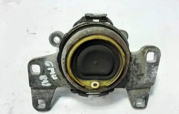 Volvo V40 Engine mount bracket 326F09