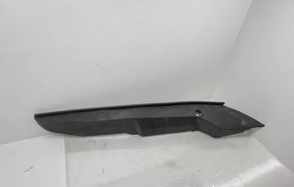 Lexus UX Fender end trim 5380876020