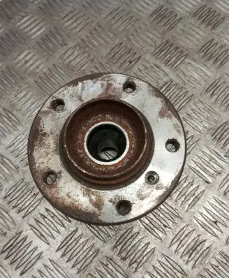 BMW X1 E84 Front wheel hub