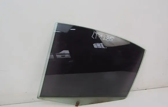 BMW 3 E46 Rear door window glass 