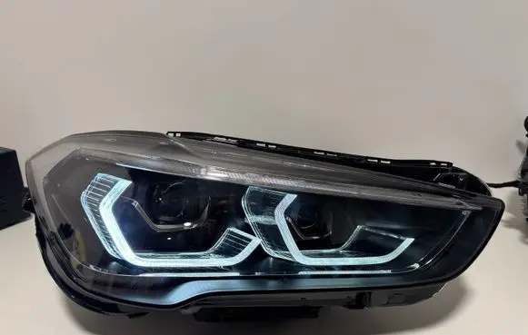 Headlight/headlamp