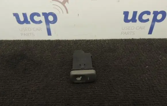 Volvo S40, V40 Seat heating switch 30862856 D136