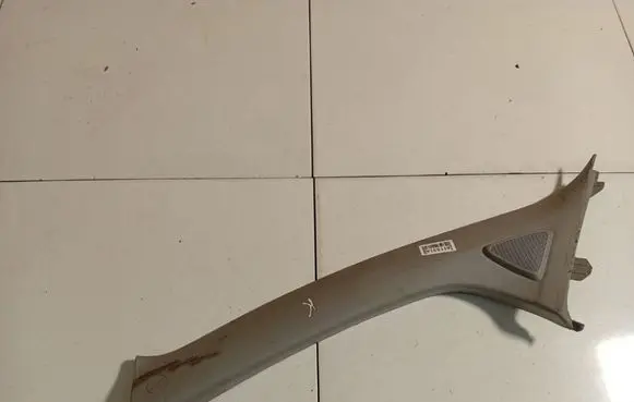 Toyota Yaris (C) pillar trim 622120D070