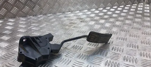 Subaru Forester SH Accelerator throttle pedal 36010AG110