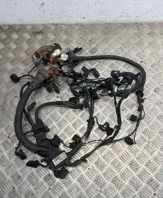 BMW 5 F10 F11 Engine installation wiring loom 851477303 736065802C EZ01018373