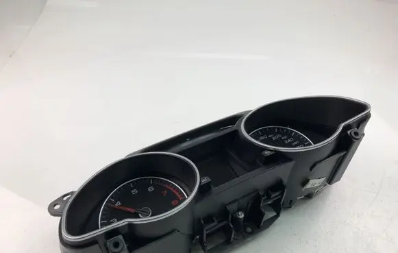 Audi A5 8T 8F Speedometer (instrument cluster) 8T0920930B