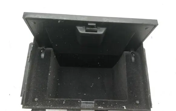 Chevrolet Captiva Glove box NOCODE