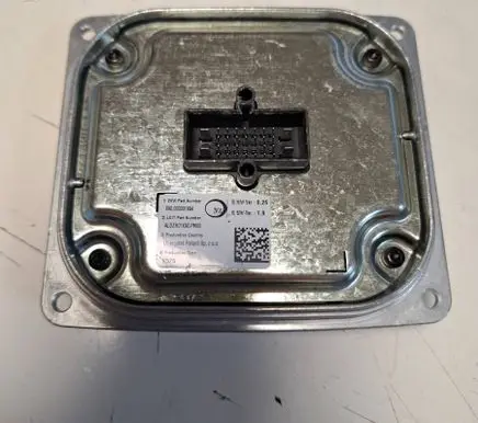 Citroen C5 Aircross LED ballast control module 090000001904