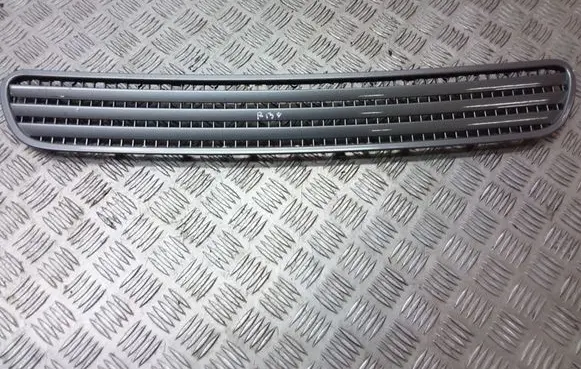 BMW 7 E65 E66 Front grill 7026324 51137026324
