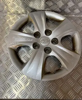 Hyundai i30 R14 wheel hub/cap/trim 