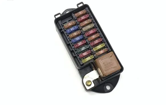 Jaguar XK8 - XKR Fuse module LJB2800AA