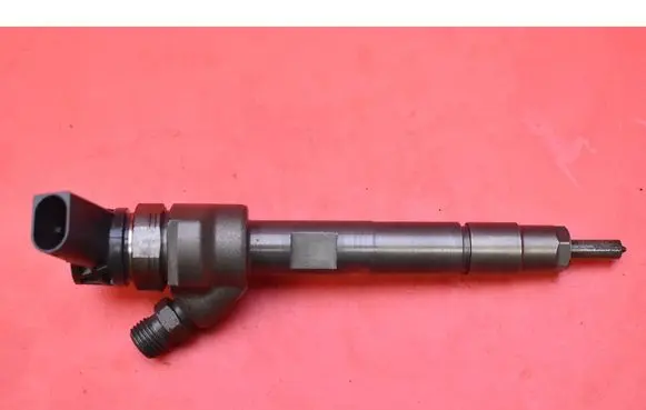 BMW 5 F10 F11 Fuel injector 0445110617