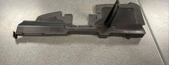 Audi A3 S3 A3 Sportback 8P Intercooler air guide/duct channel 8P0121283E