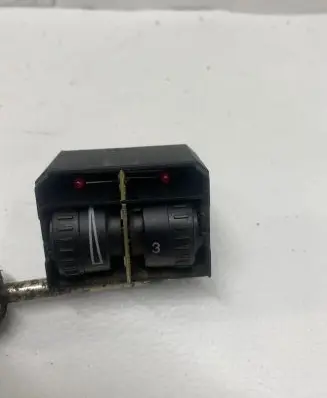 Volkswagen Touran I Headlight level height control switch 1T0941333