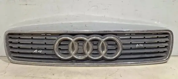 Audi A4 S4 B5 8D Front grill 8d0853651e